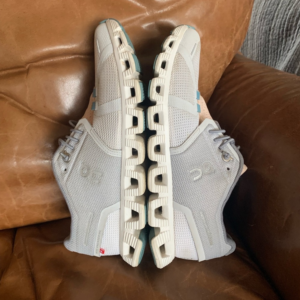 On Cloud Running shoes Cloud 5 Push Women’s size 6.5 gray peach - Picture 8 of 9